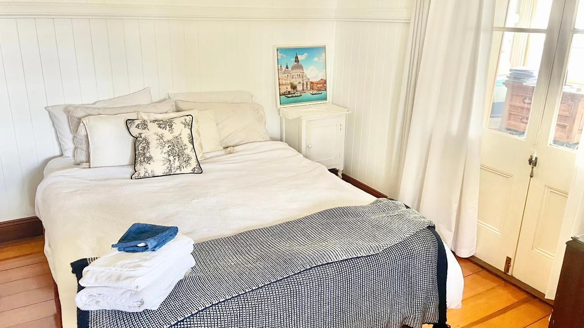 Kent Street Retreat Hotel Brisbane Guest house