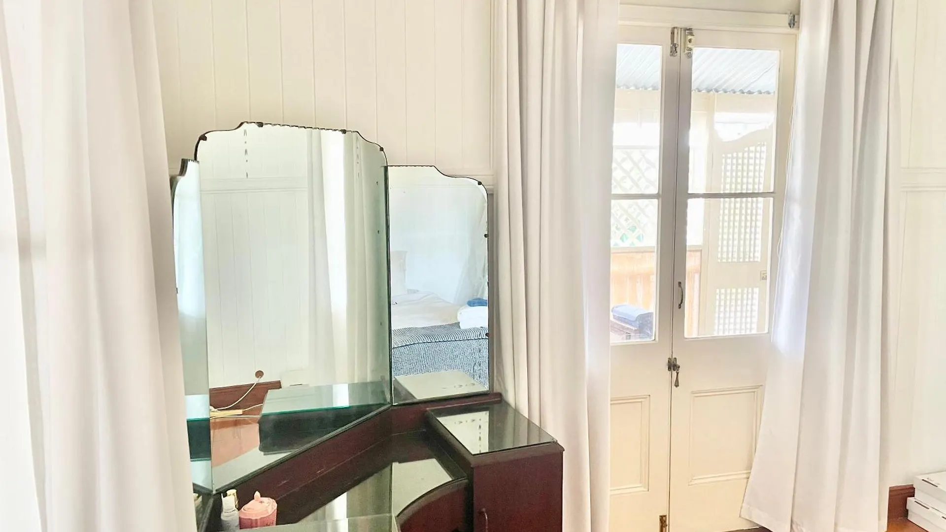 Kent Street Retreat Hotel Brisbane Guest house
